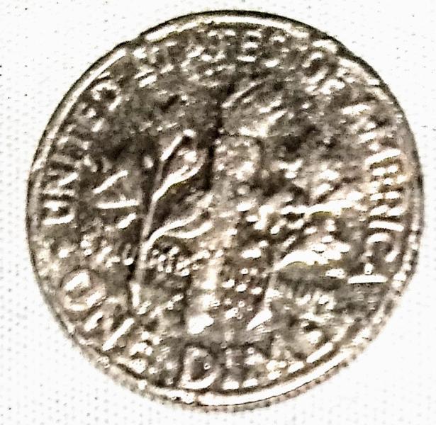 1977 no mint dime....some kind of rim strike&hellip;