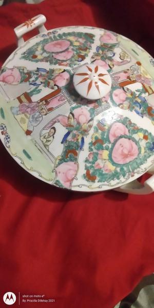 Vintage oriental porcelain serving bowl