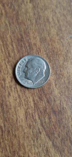 1985 p dime off center , mint mark…