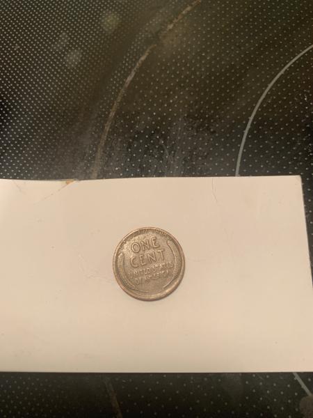 One cent pennny from the year 1942