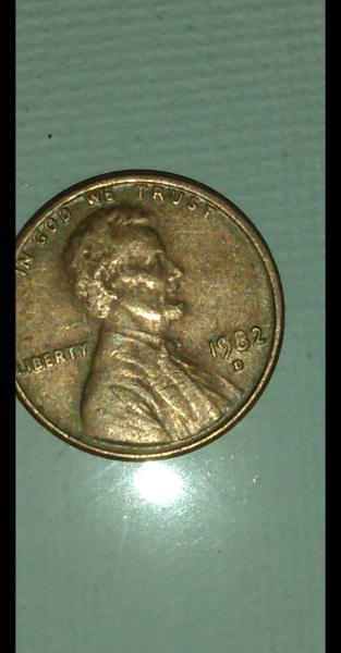 1982 small d copper Lincoln cent, double dye&hellip;