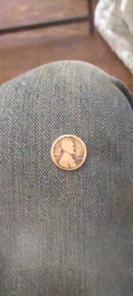 Penny with a rare strike error