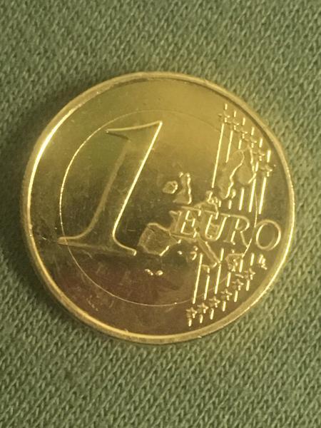 Hello, I have a 2002 €1 with Mozart…