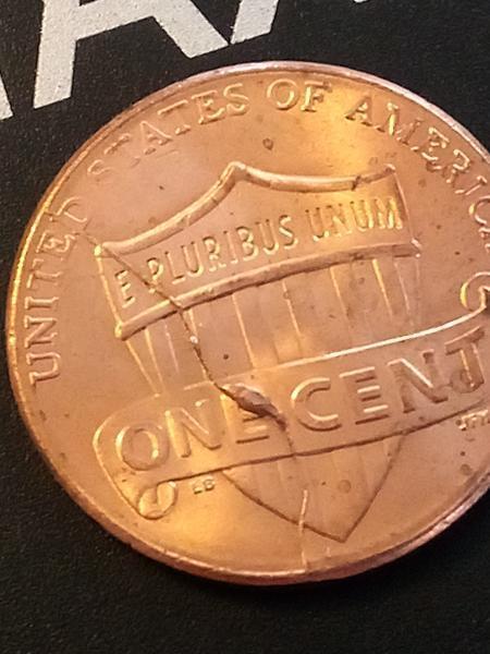 2020 PHILADELPHIA MINT BI-LEVEL DIE CRACK.
