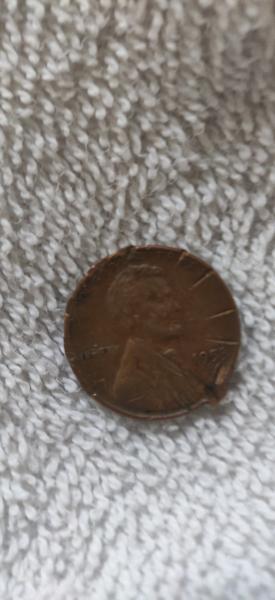 Is this a error coin? If so, how…