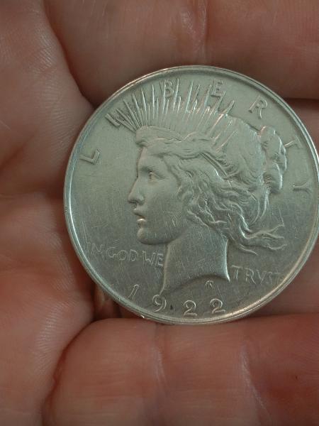 1922 piece Dollar and 1990 D quarter spitting&hellip;