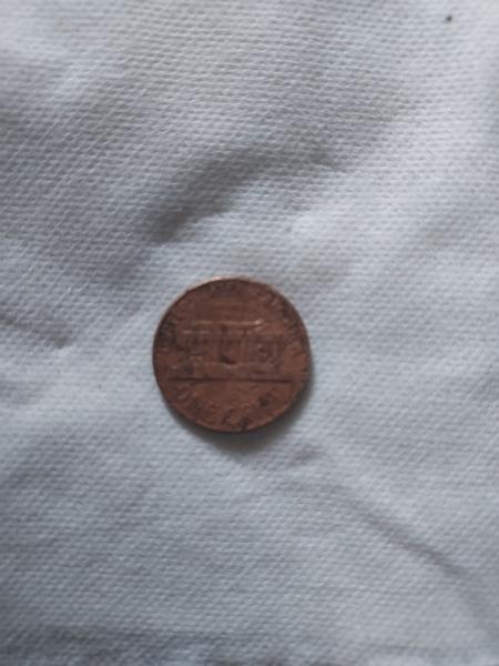 1968-D Lincoln penny letters on edge, small date