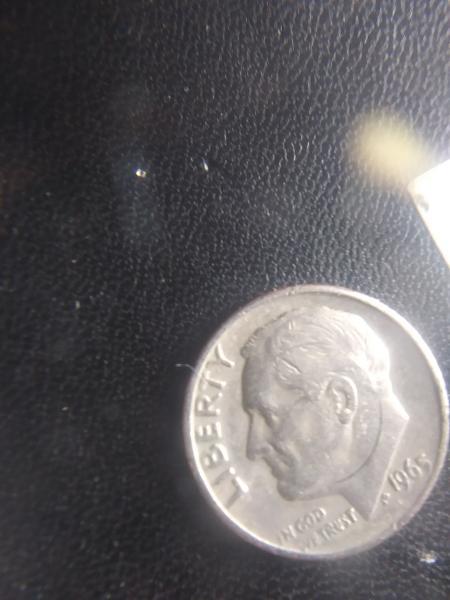 Notice the half circle from the neck to…