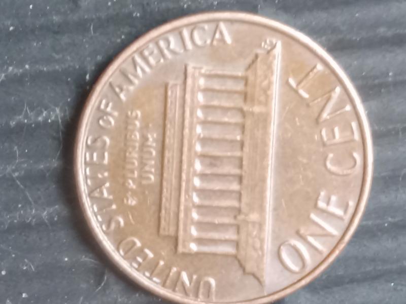 1982 small date lincoln penny? 8 has smaller&hellip;