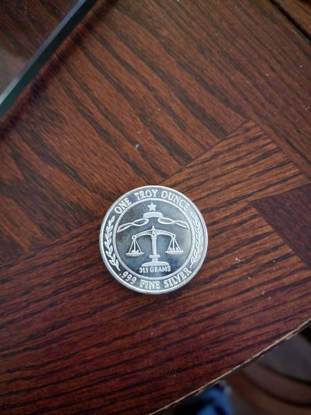 Parliament Shield .999 one troy ounce silver coin