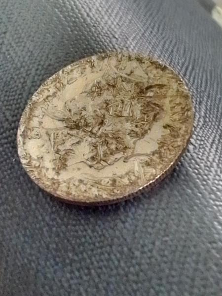 5 cent Australian on queen side seem to be struck&hellip;