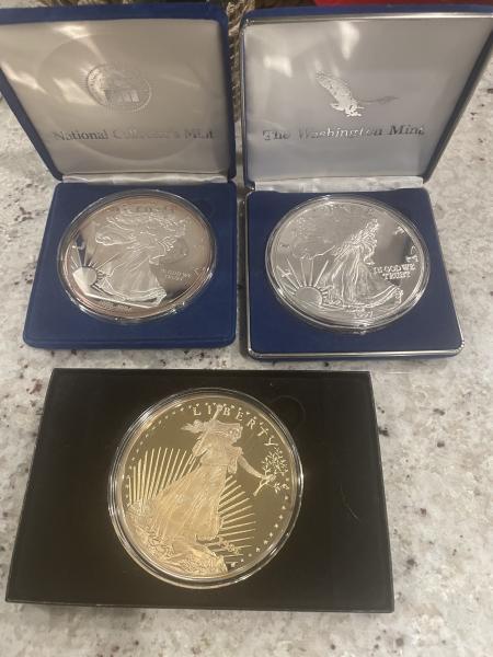 1 gold/2 silver Lady Liberty coins