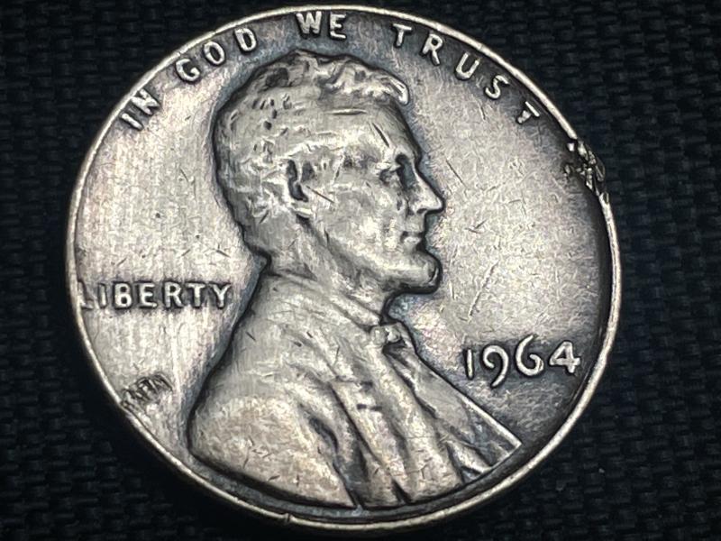 1964 penny no mint mark And it looks…
