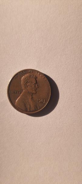 This is 1983 Lincoln coin with no mint…