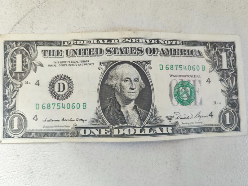 OLD DOLLAR BANKOTE FRONT AND BACK
