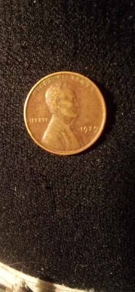 1929 unminted one cent wheat penny in perfect condition.