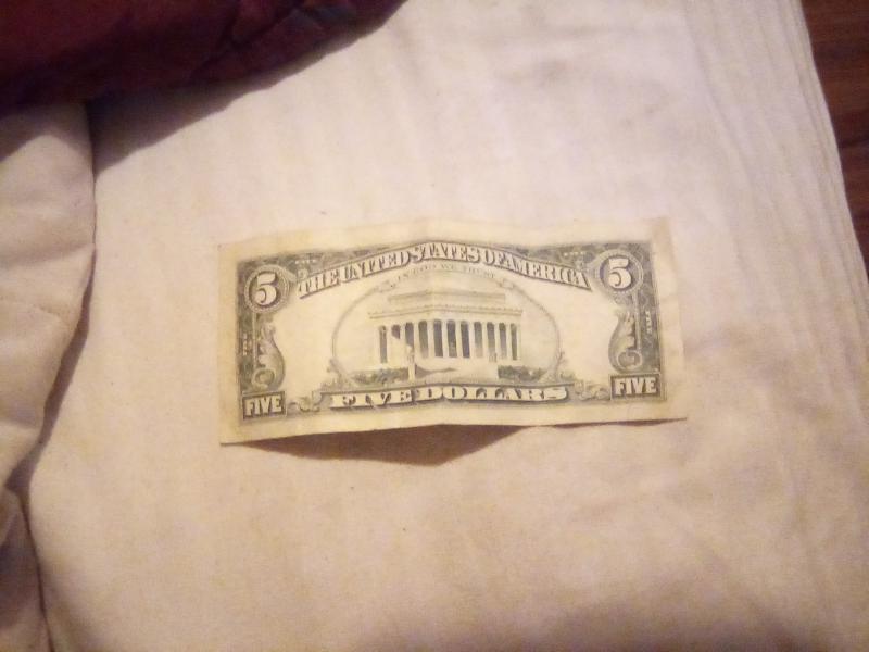 1977 $5 US bill in good condition