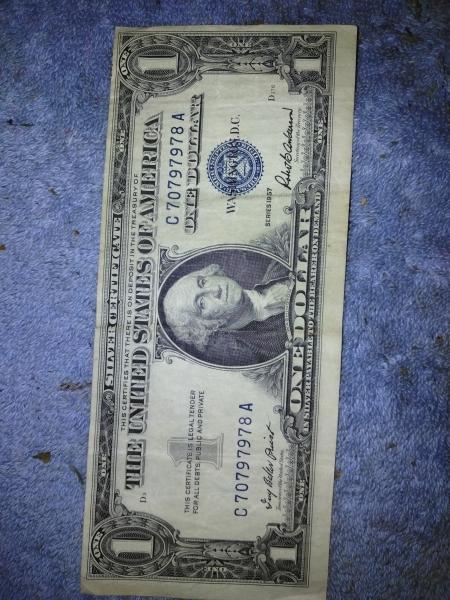 Silver dollar bill