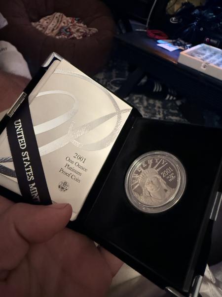 2001 1 ounce platinum proof coin
