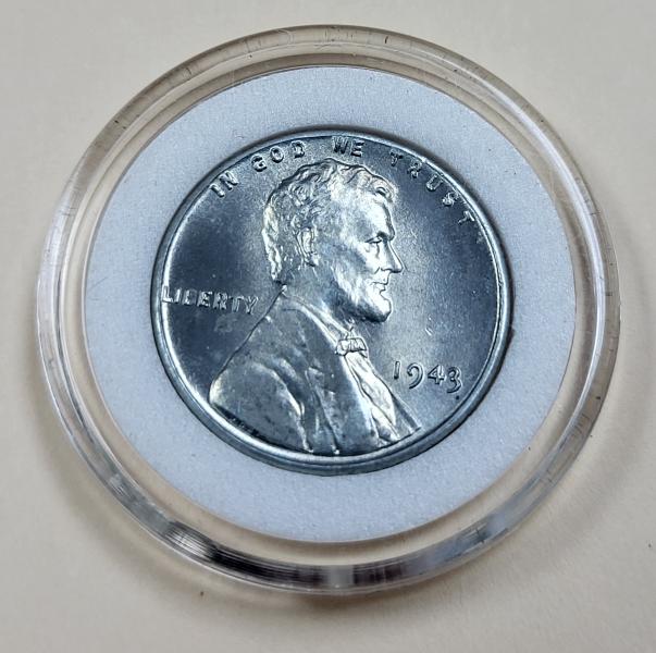 1943 steel penny in pristine mint condition