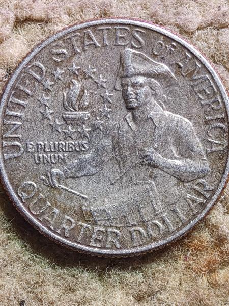 1976-1776 quarter dollar with doubling on right hand