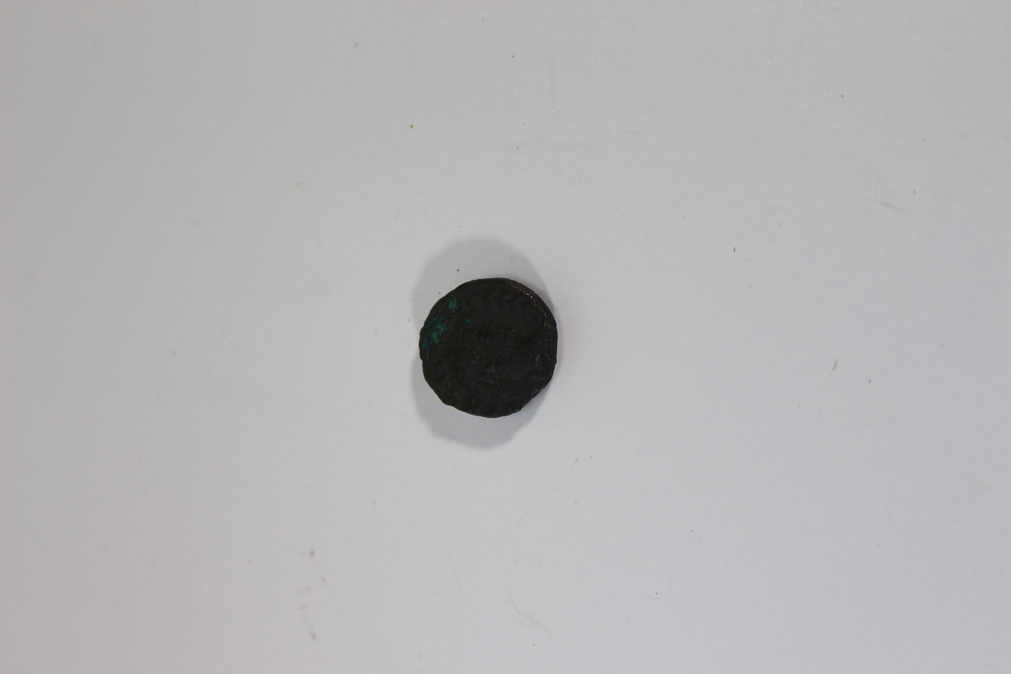 Roman coin? Weighs 10 grams, measure approx: 7/8"…